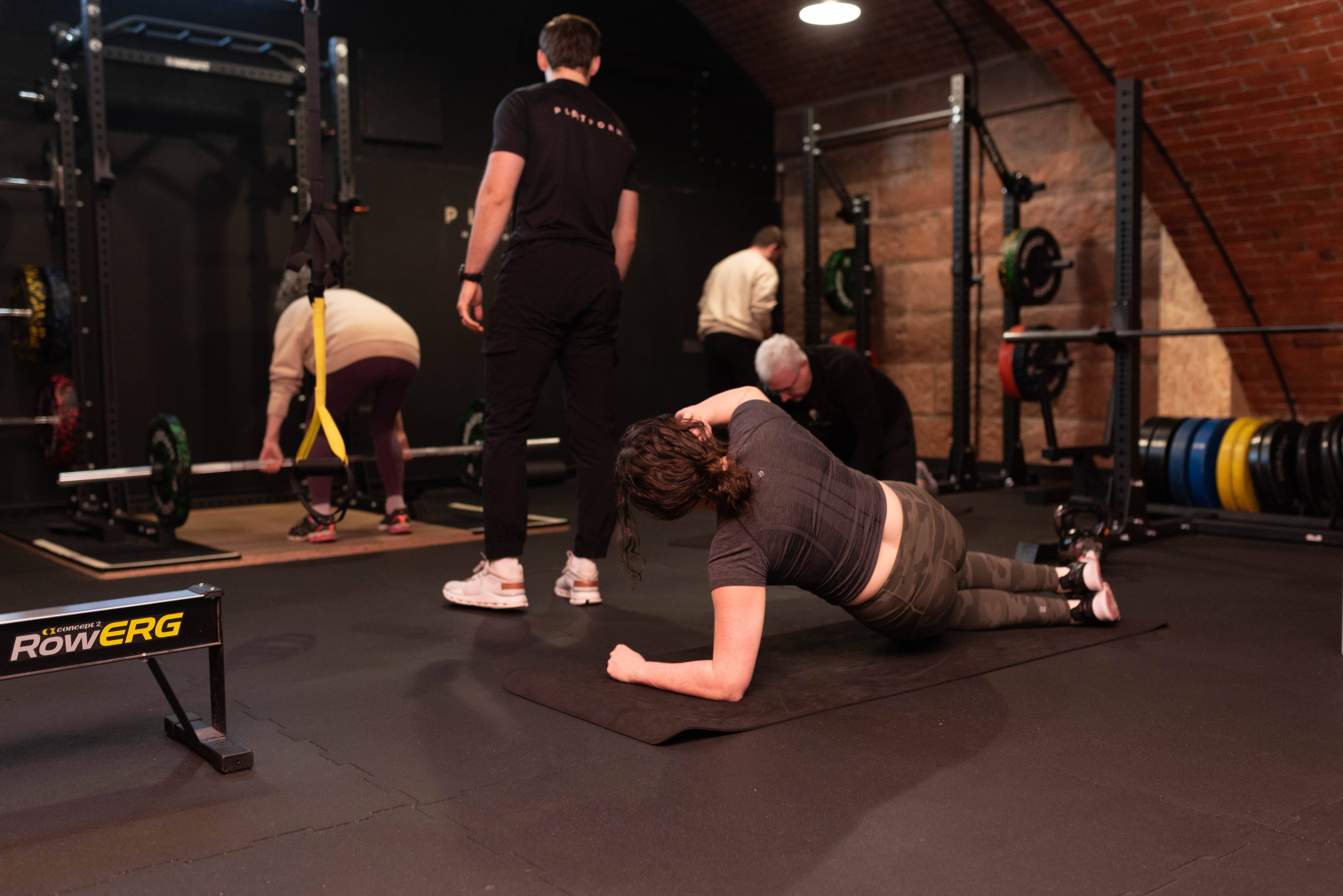 Personal trainer coaching a group session at Platform Health and Fitness, Edinburgh